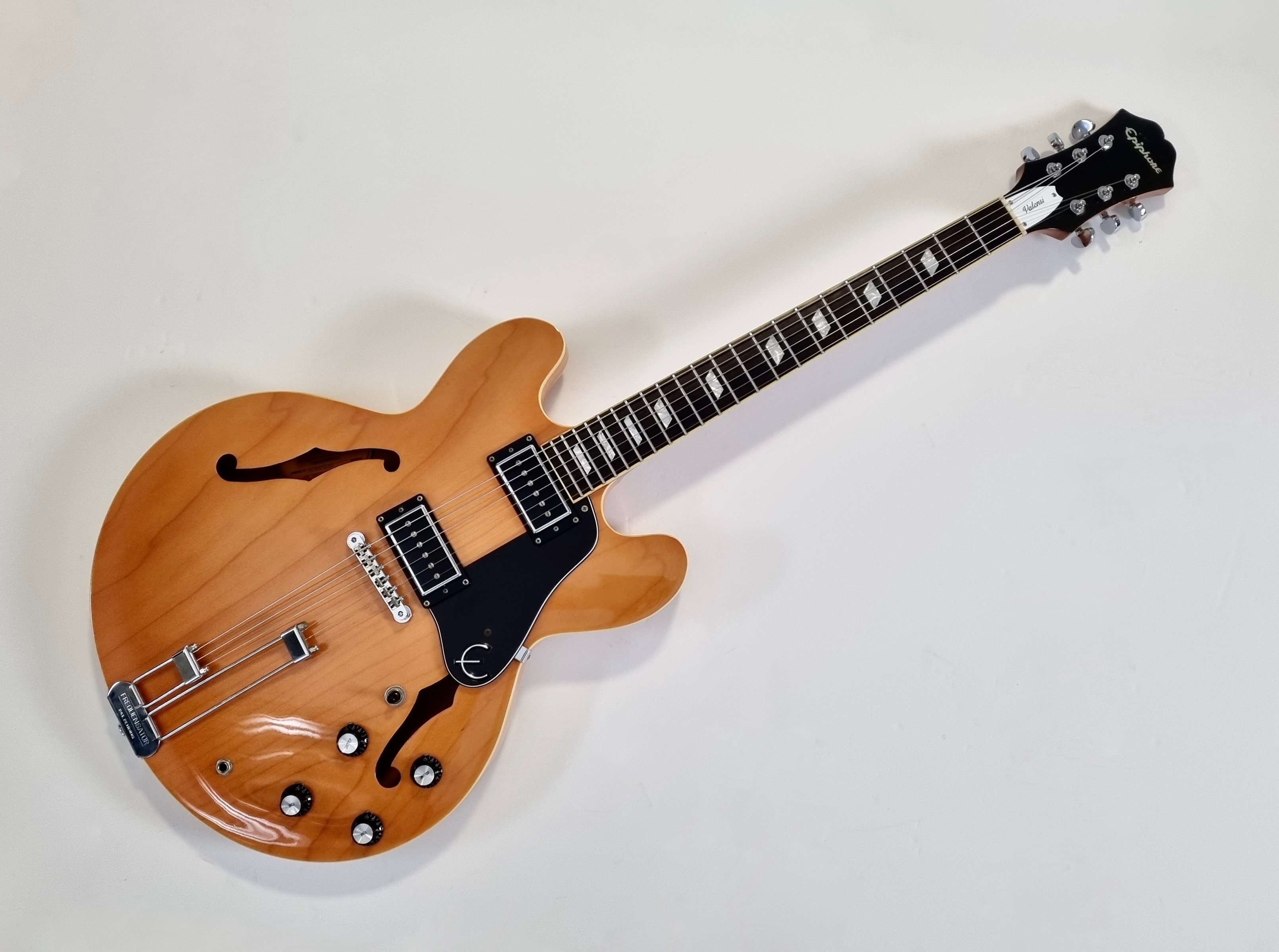 Epiphone Riviera Nick Valensi 2007 Antique Natural P-94