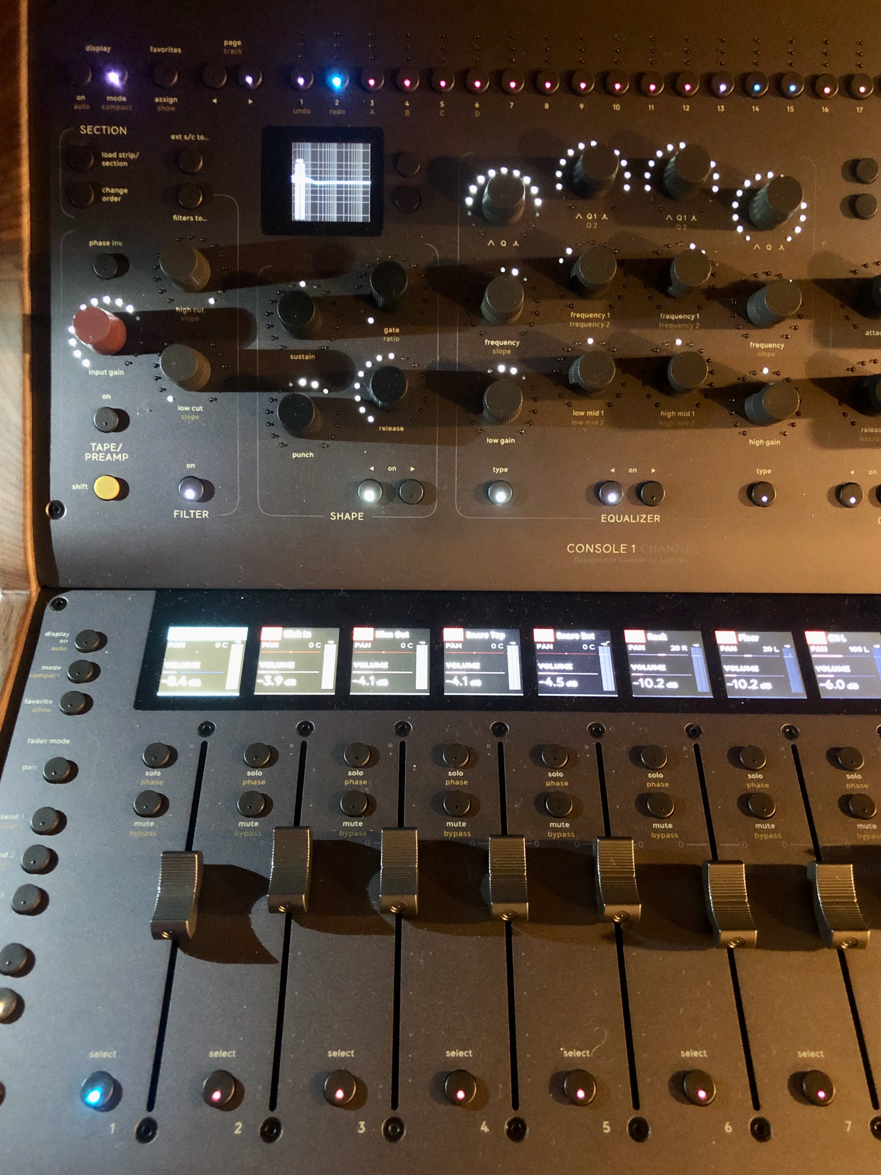 moiti&eacute; gauche