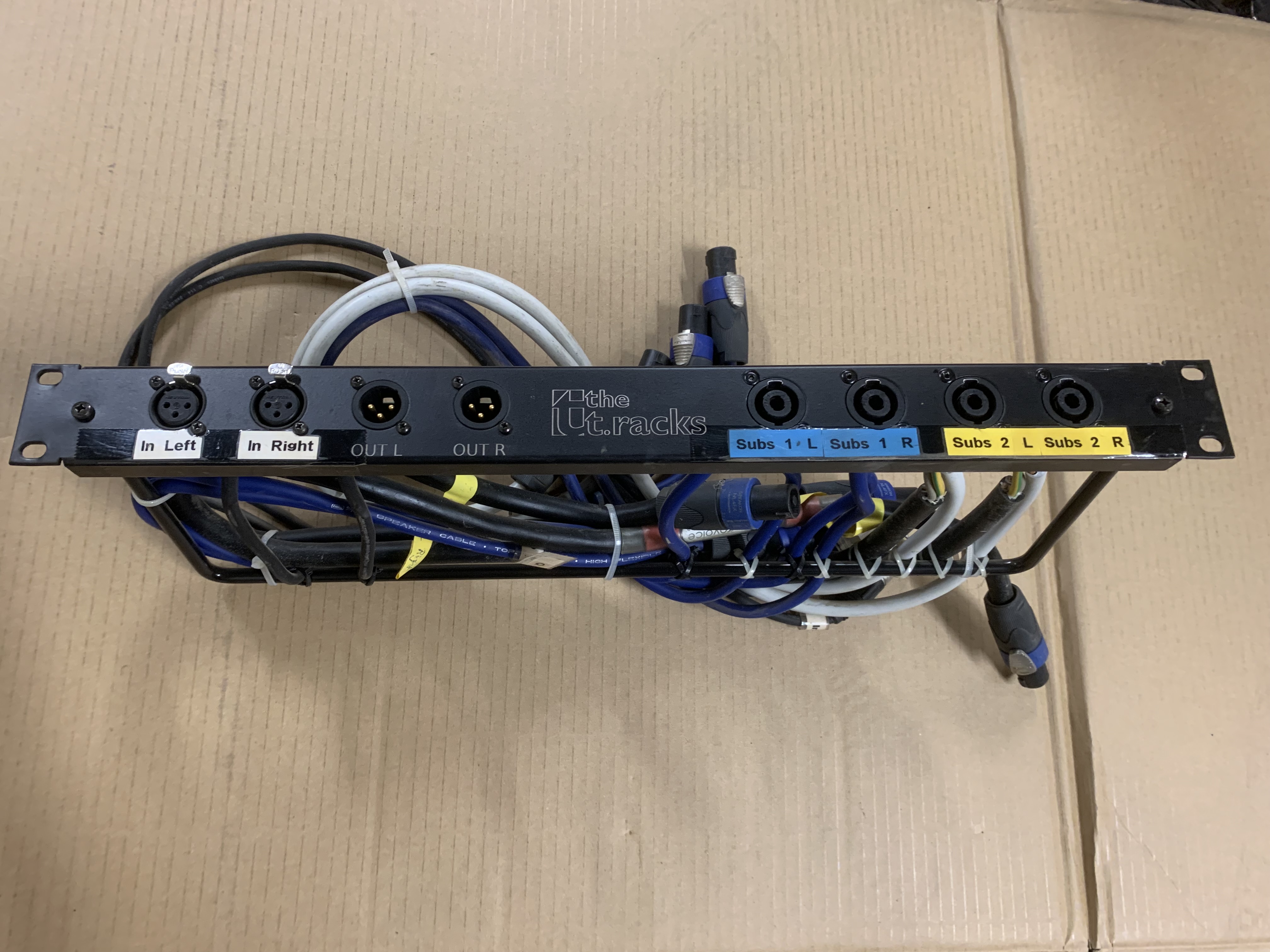 Vends patchbay t-racks pour amprack biamplifié