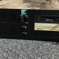 Vends SADiE station montage audionumérique - Rack 19" et carte audio externe