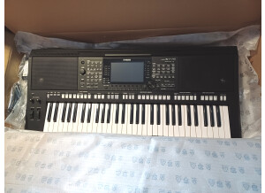 YAMAHA  Dans le carton