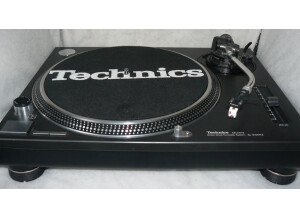 Technics SL-1210 MK2 (68338)
