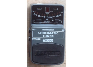 Behringer Chromatic Tuner TU300 (94947)
