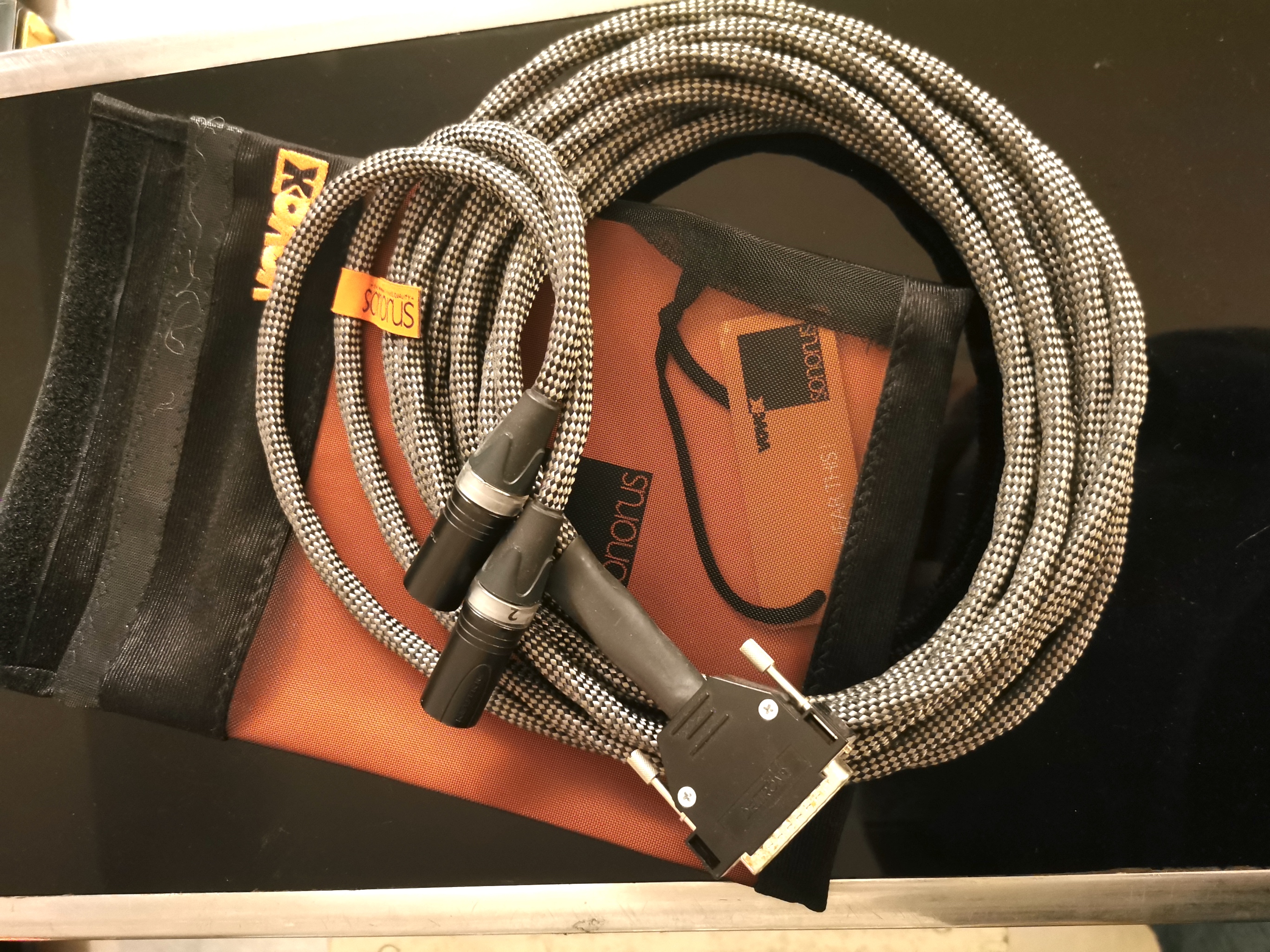 VOVOX SONORUS custom / SUBD25 vers 2 XLR male - 3m - etat neuf