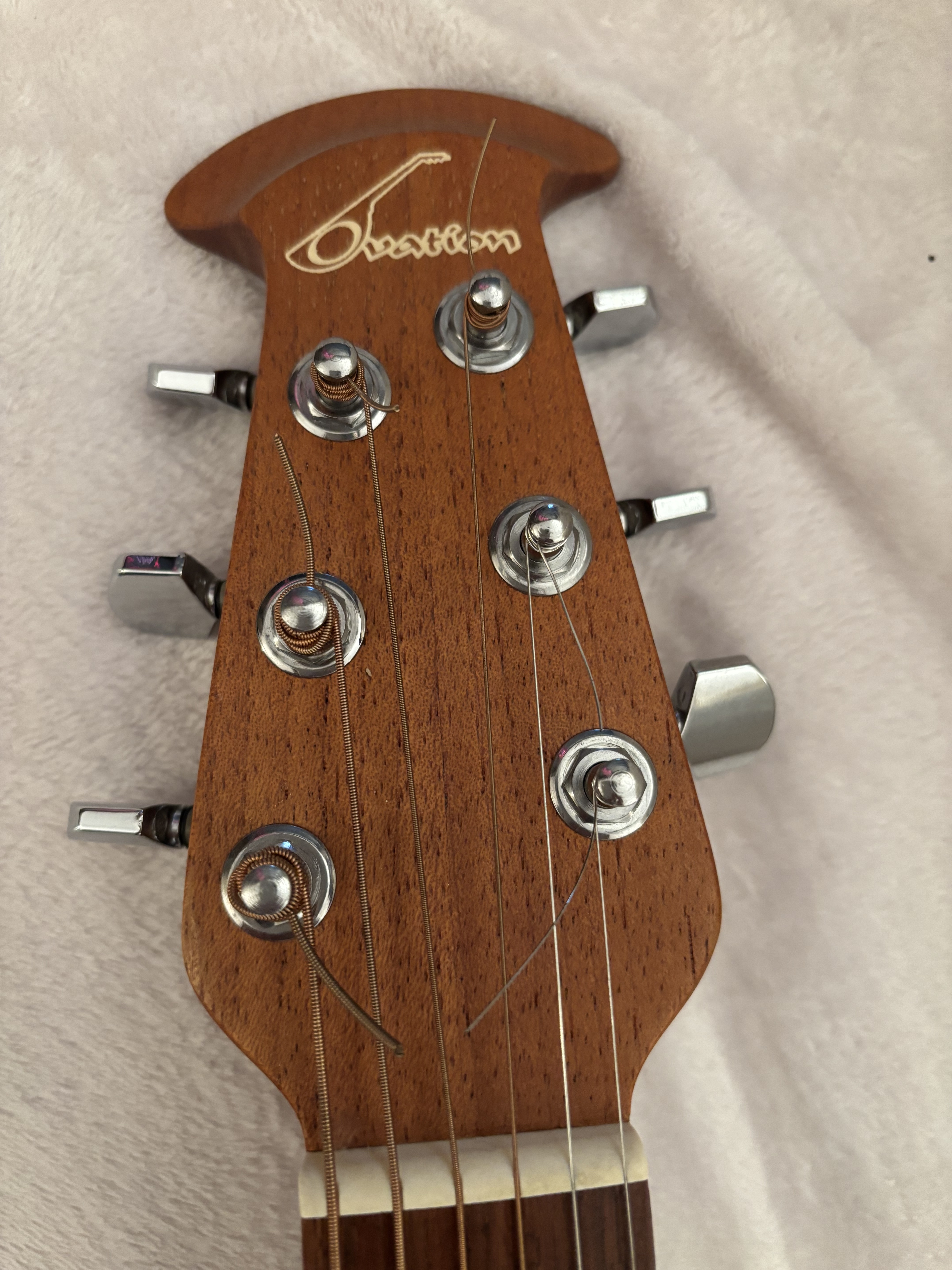 Ovation 1761 (37836)