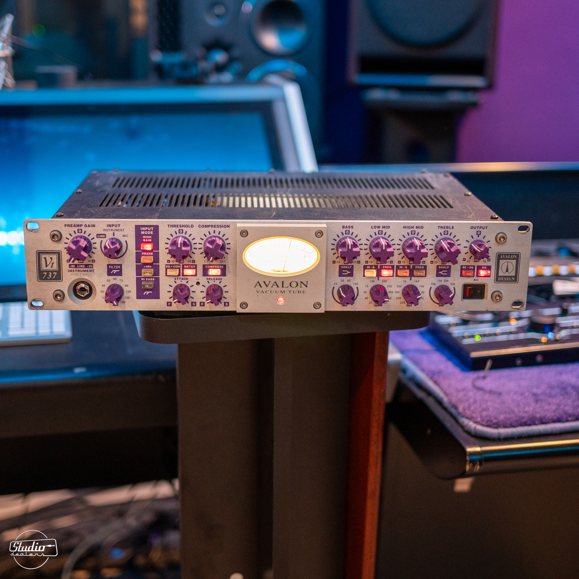 Avalon VT-737 Purple - Channel strip 