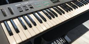 Vends Synthétiseur FM Yamaha DX21
