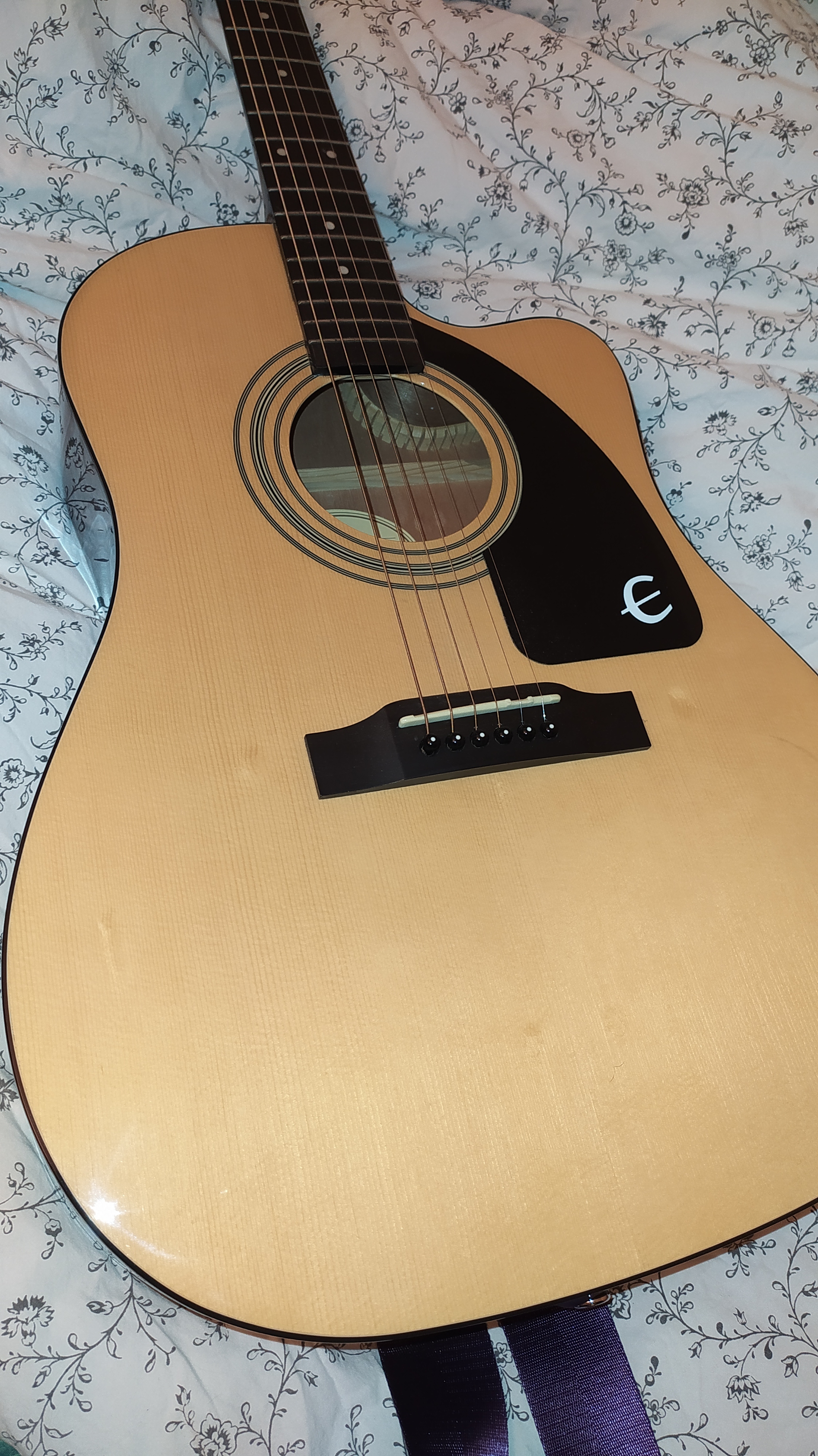 Vends Guitare Folk - Epiphone AJ-100CE - Comme neuve