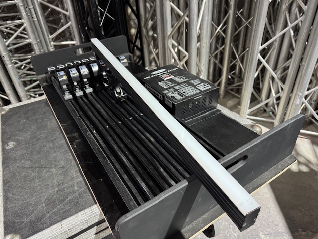 Showtec LED OCTO STRIP (44723)