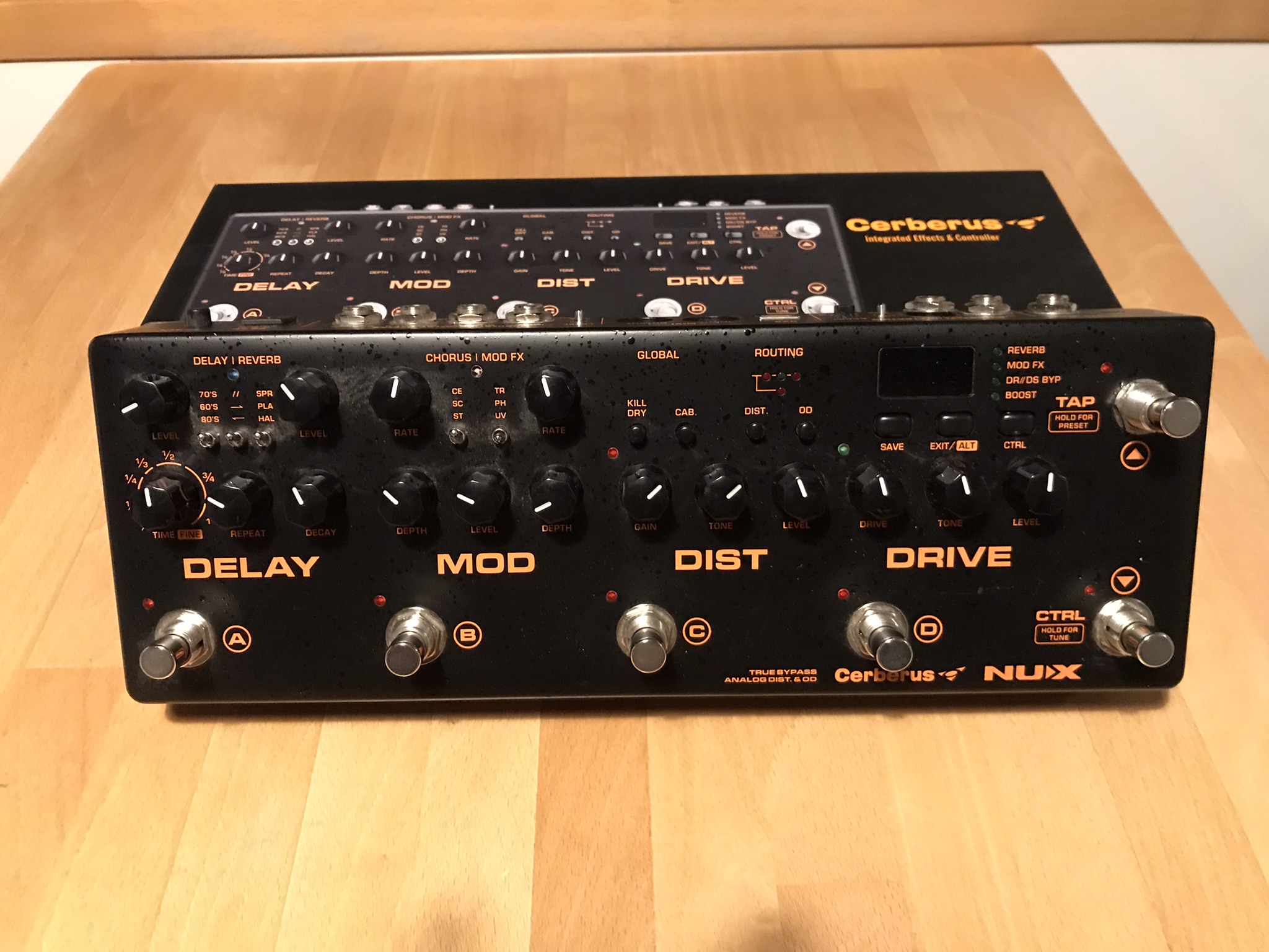 Vends MultiEffet NUX Cerberus