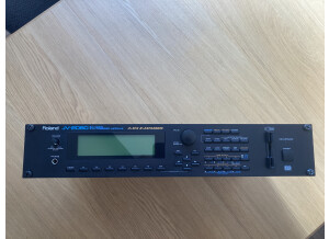 Roland JV-2080 (83699)