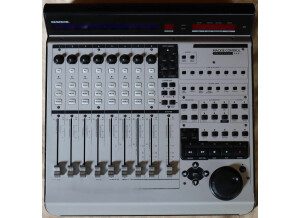 Mackie Control Universal Pro (45132)