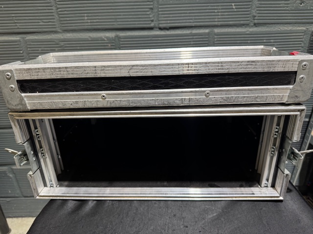 Fly Case Fly Case (242)