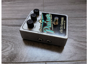 Electro-Harmonix Stereo Pulsar (42387)