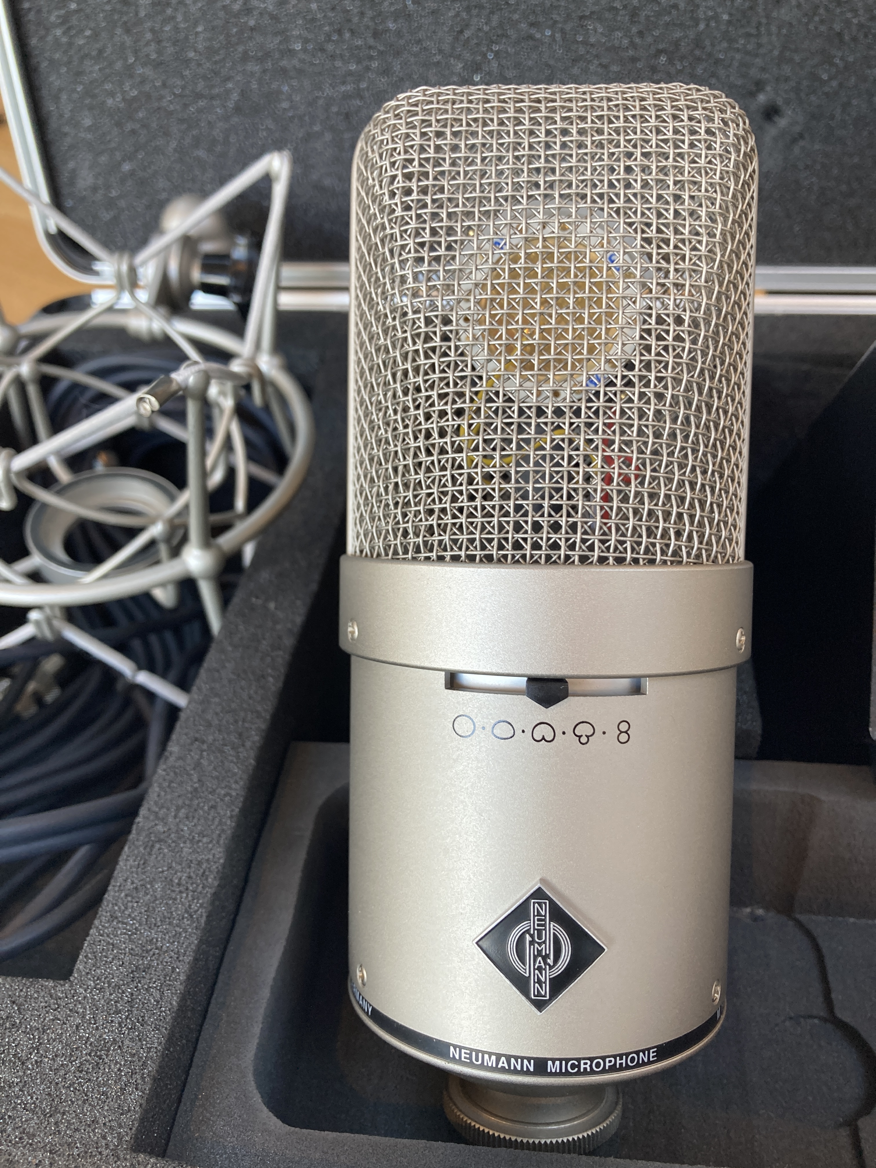 Neumann M149