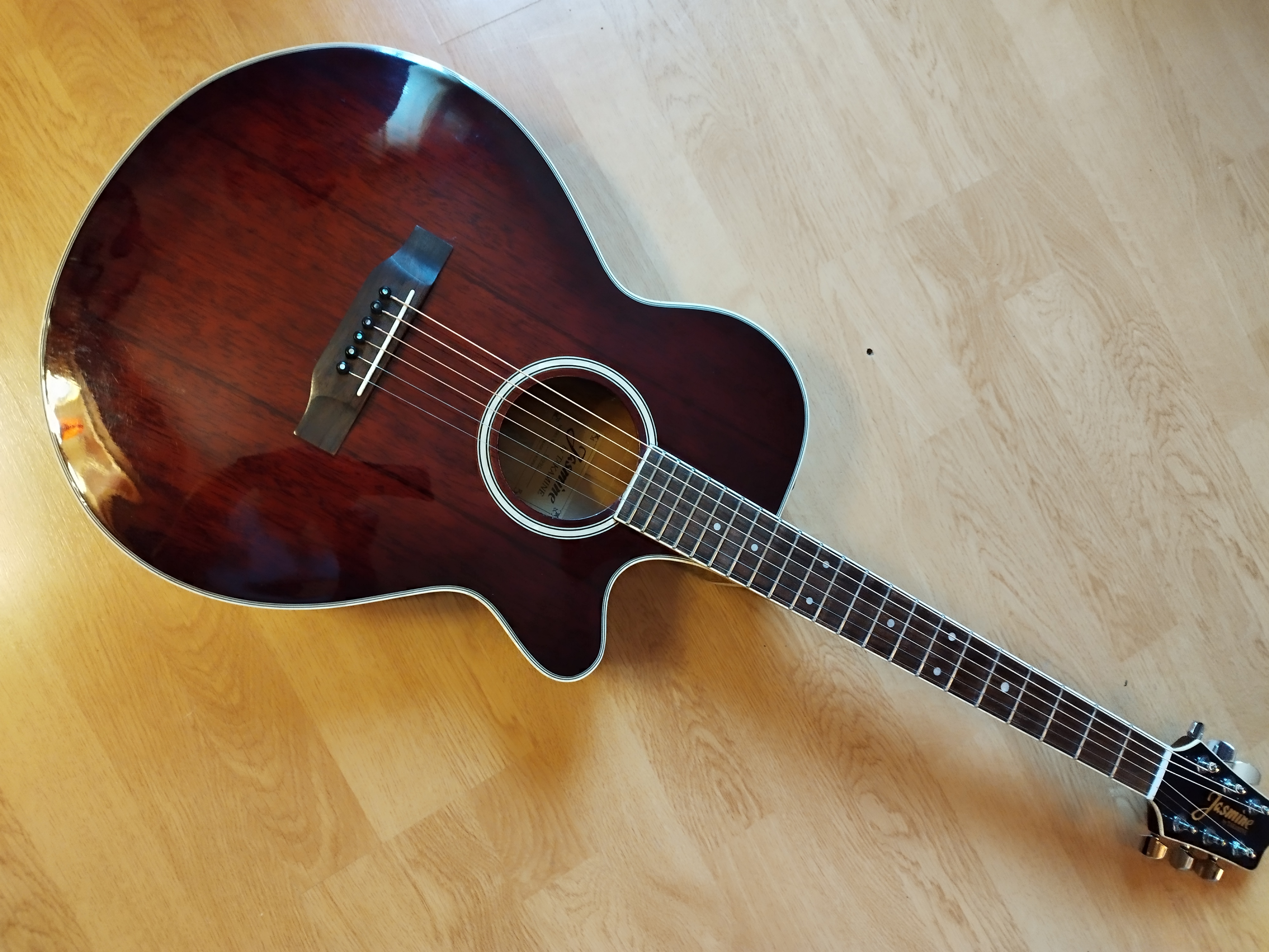 Vends JASMINE TS99C Excellent état !