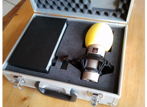 AKG SolidTube (83974)
