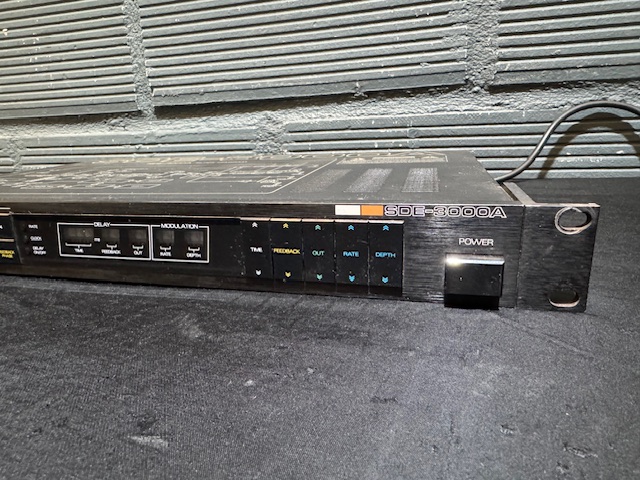 Roland SDE-3000A (3777)