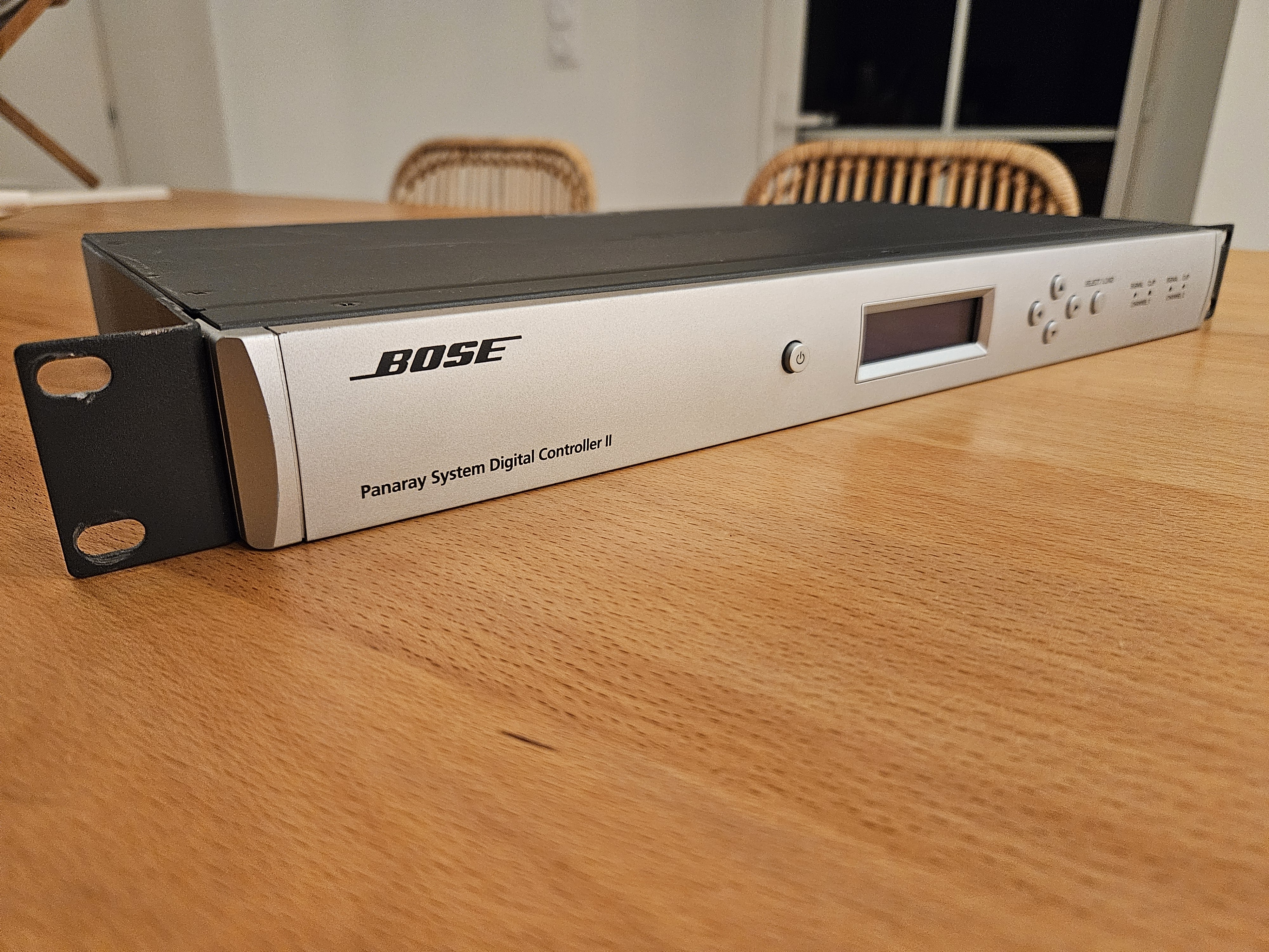 Panaray System Digital Controller II Bose - Audiofanzine