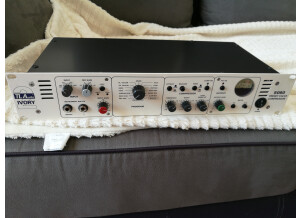 TL Audio 5060 Preset 2-Channel Tube Compressor (88165)