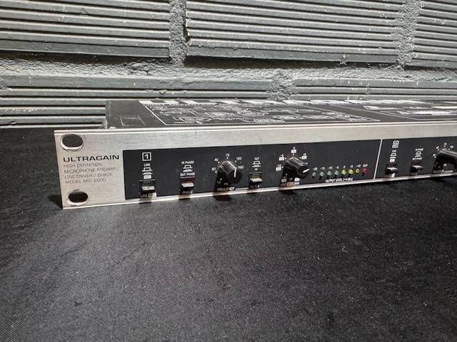 Behringer Ultragain MIC2000 (50215)