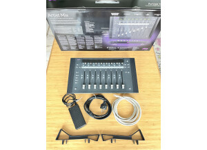 Avid Artist Mix v2 (41658)