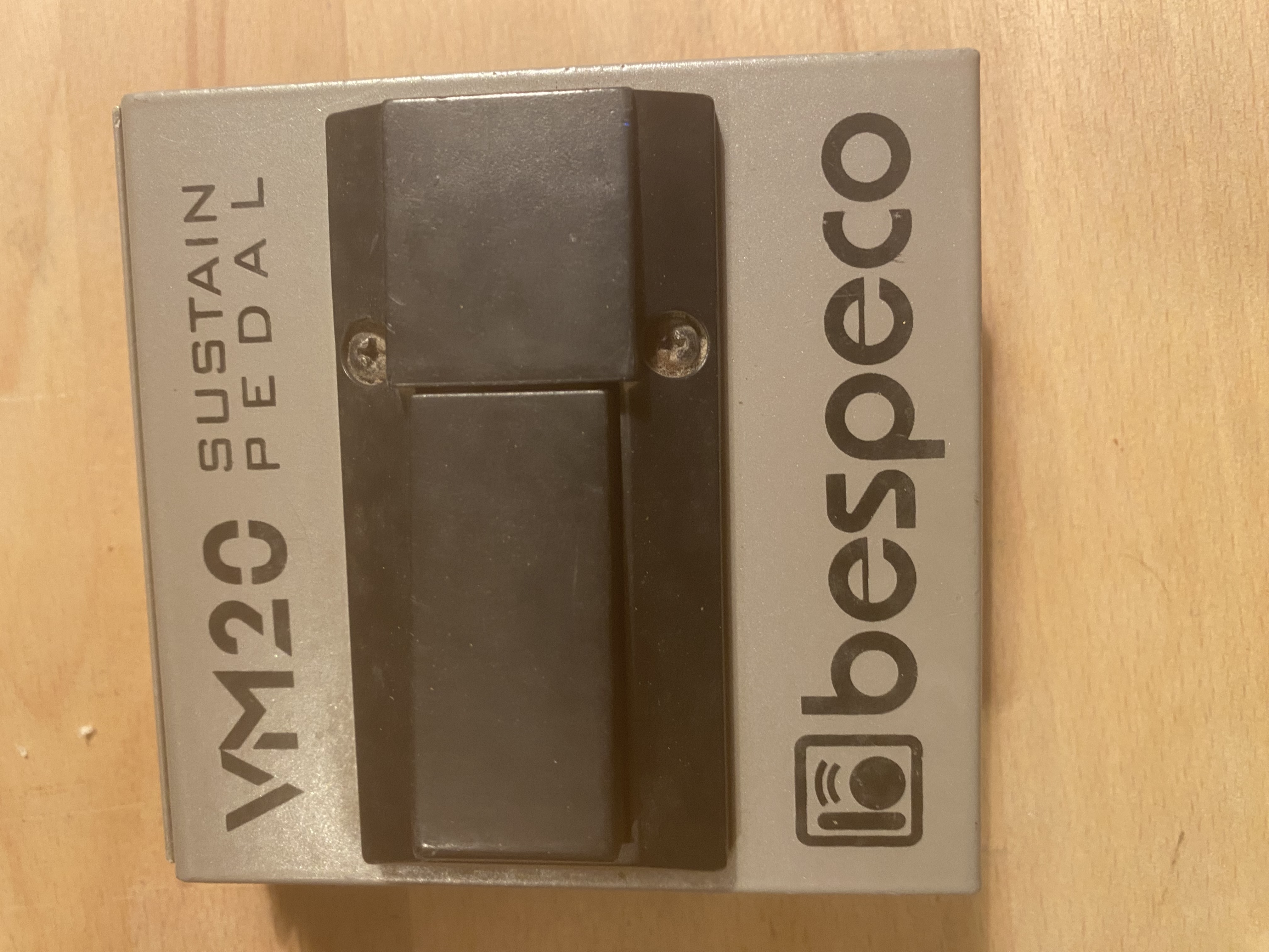 Bespeco VM20 sustain pedal