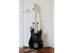 Squier Vintage Modified Mustang Bass - Black Maple