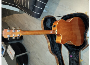 Yamaha CPX700II (10357)