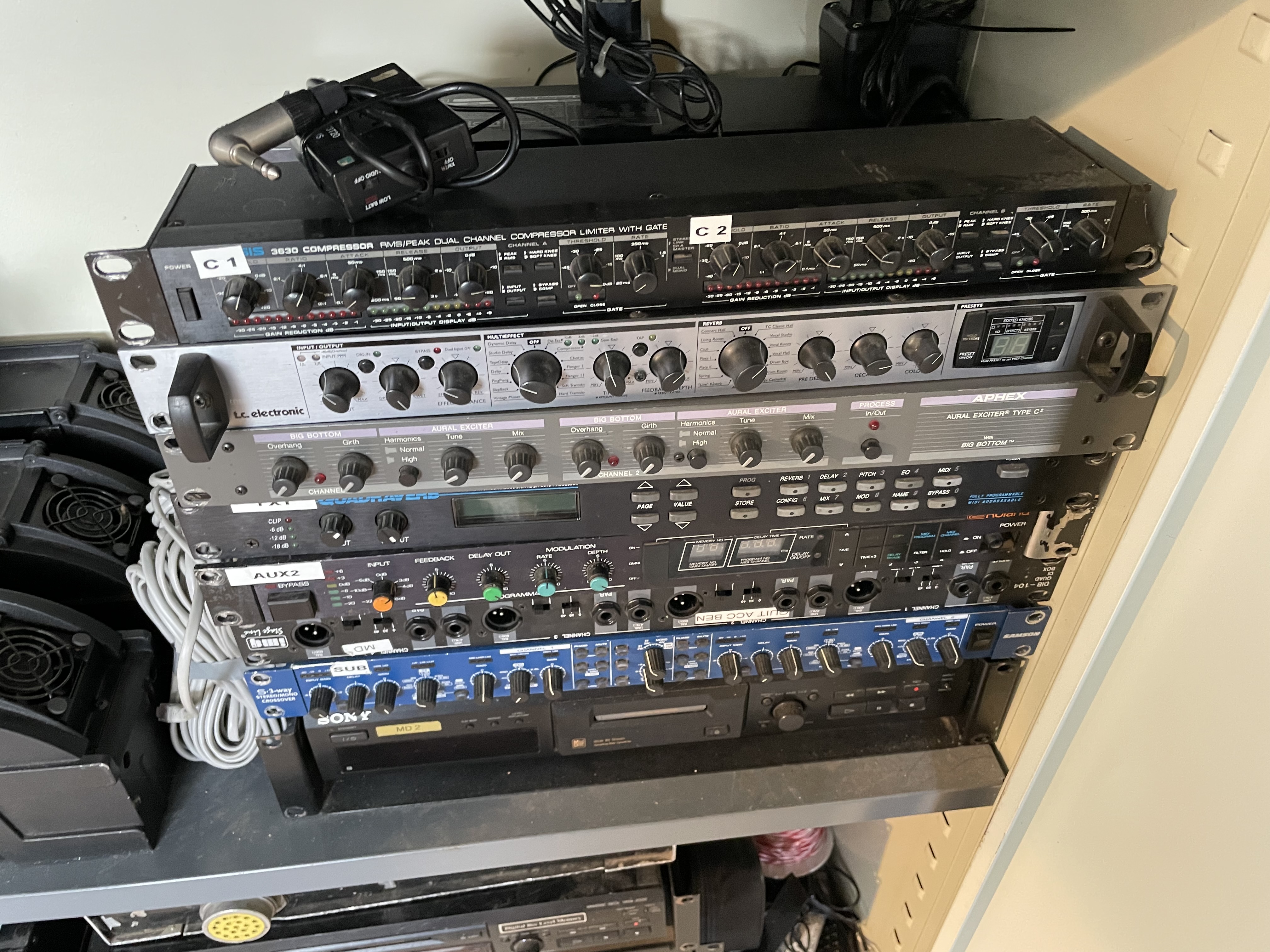 VENDS LOT MULTI EFFECTS STUDIO OU LIVE 