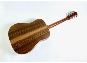 Gibson Modern Hummingbird Studio Walnut (80107)