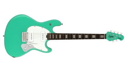 Sterling by Music Man Stingray Plus : Stingray Plus Sterling by Music Man Stingray Plus : Stingray Plus