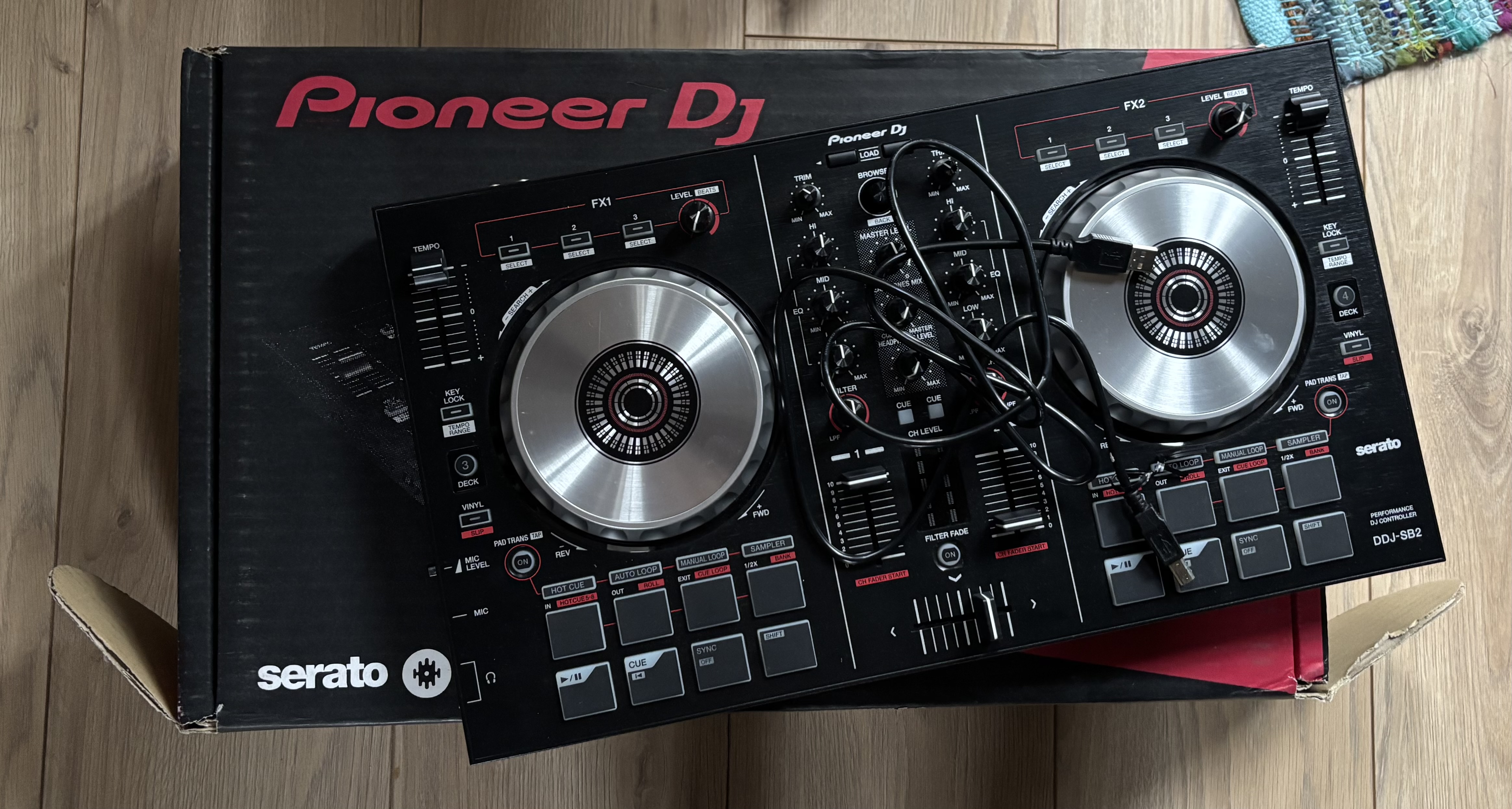 Vends contrôleur DDJ-SB2