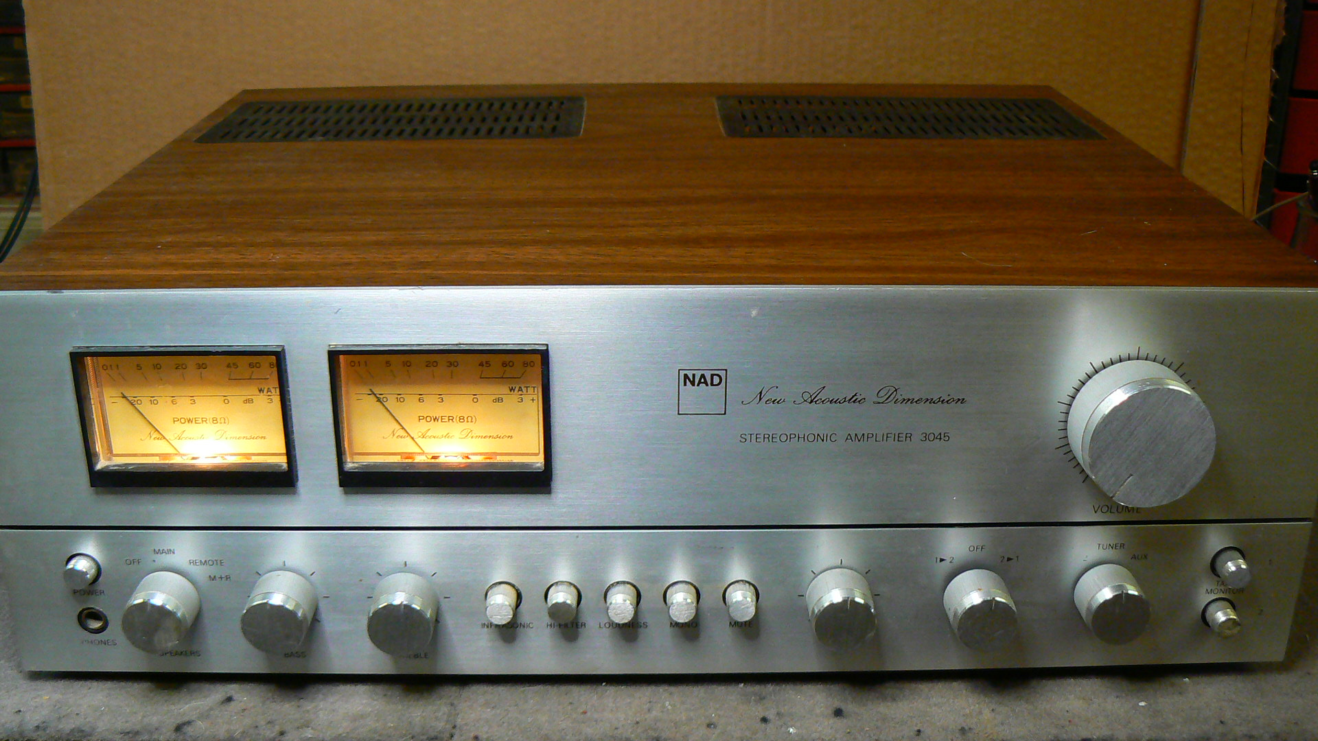 Vends Ampli HiFi NAD model 3045 vitage