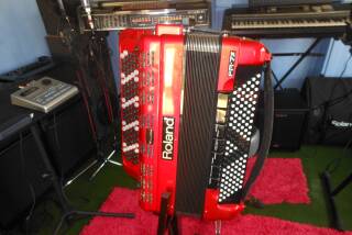 Roland FR-7B