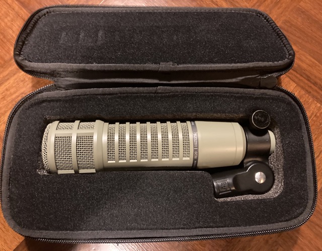 Vends micro ElectroVoice RE20 impeccable