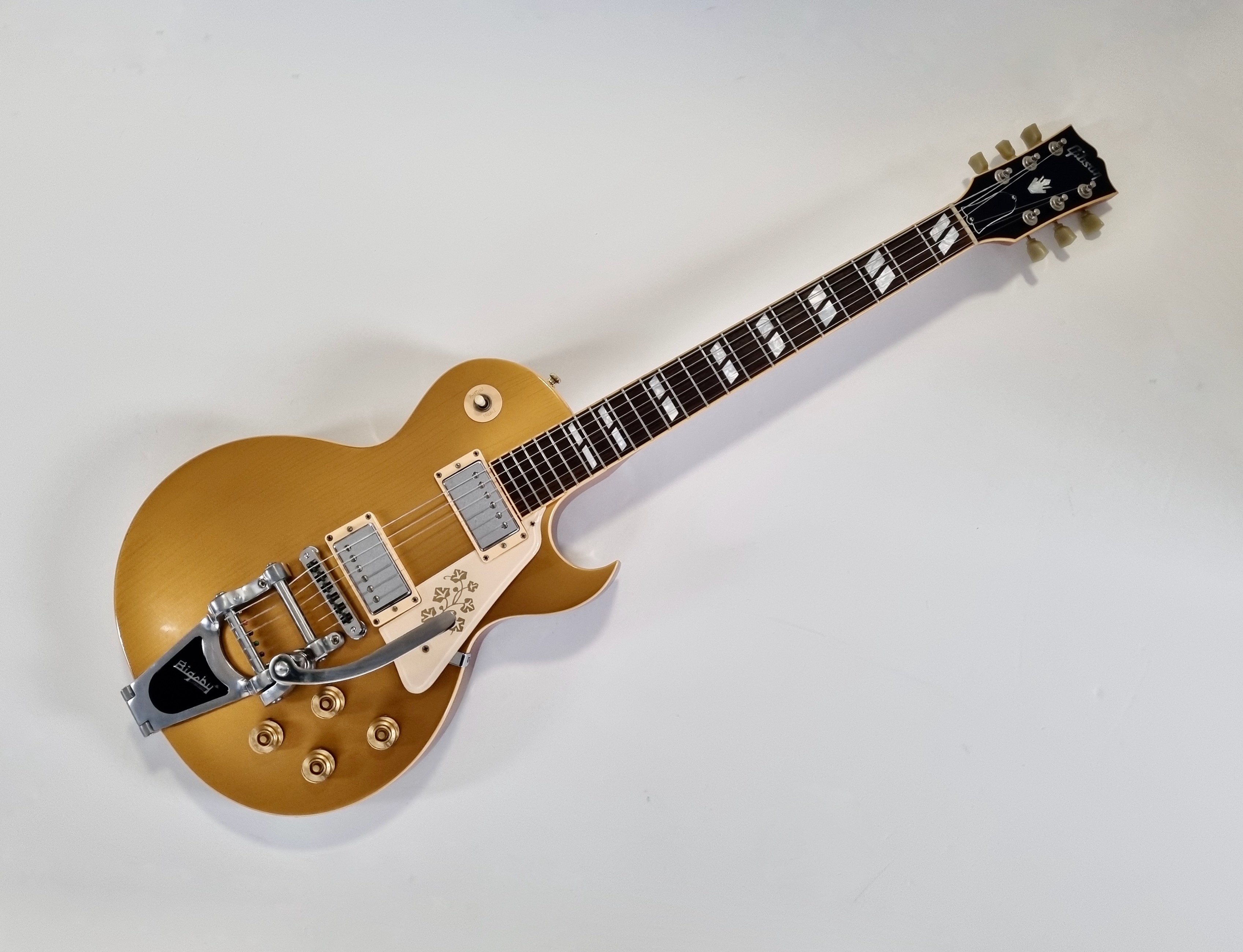 Gibson LP-295 Les Paul 2008 Goldtop Guitar of the Month #4