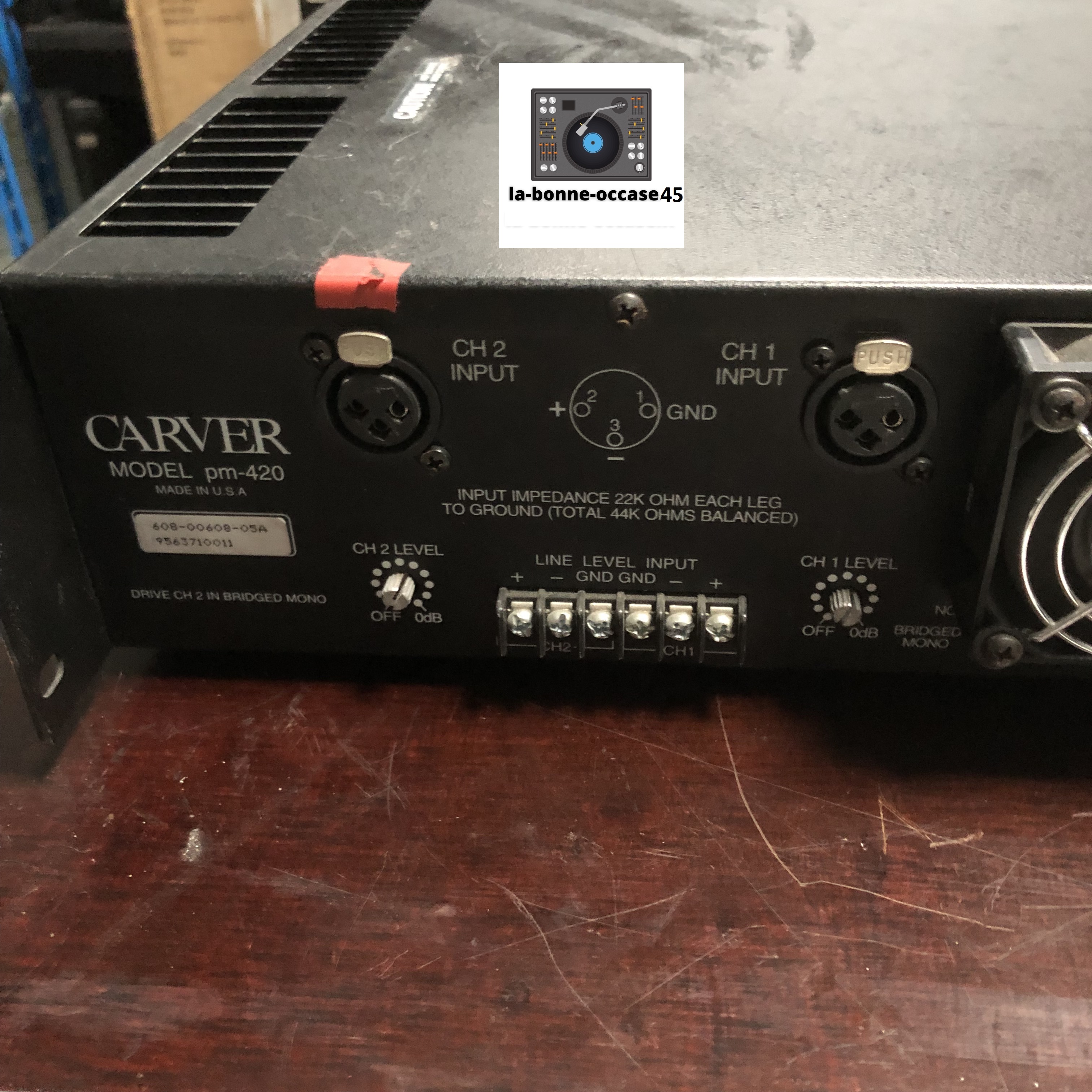 Ampli Carver 420