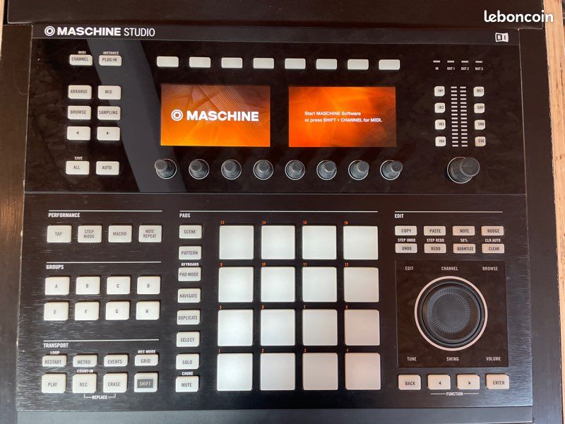 Native Instruments Maschine Studio (36547)