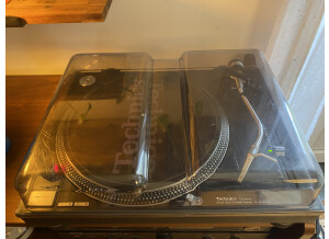 Technics SL-1210 MK2 (84387)