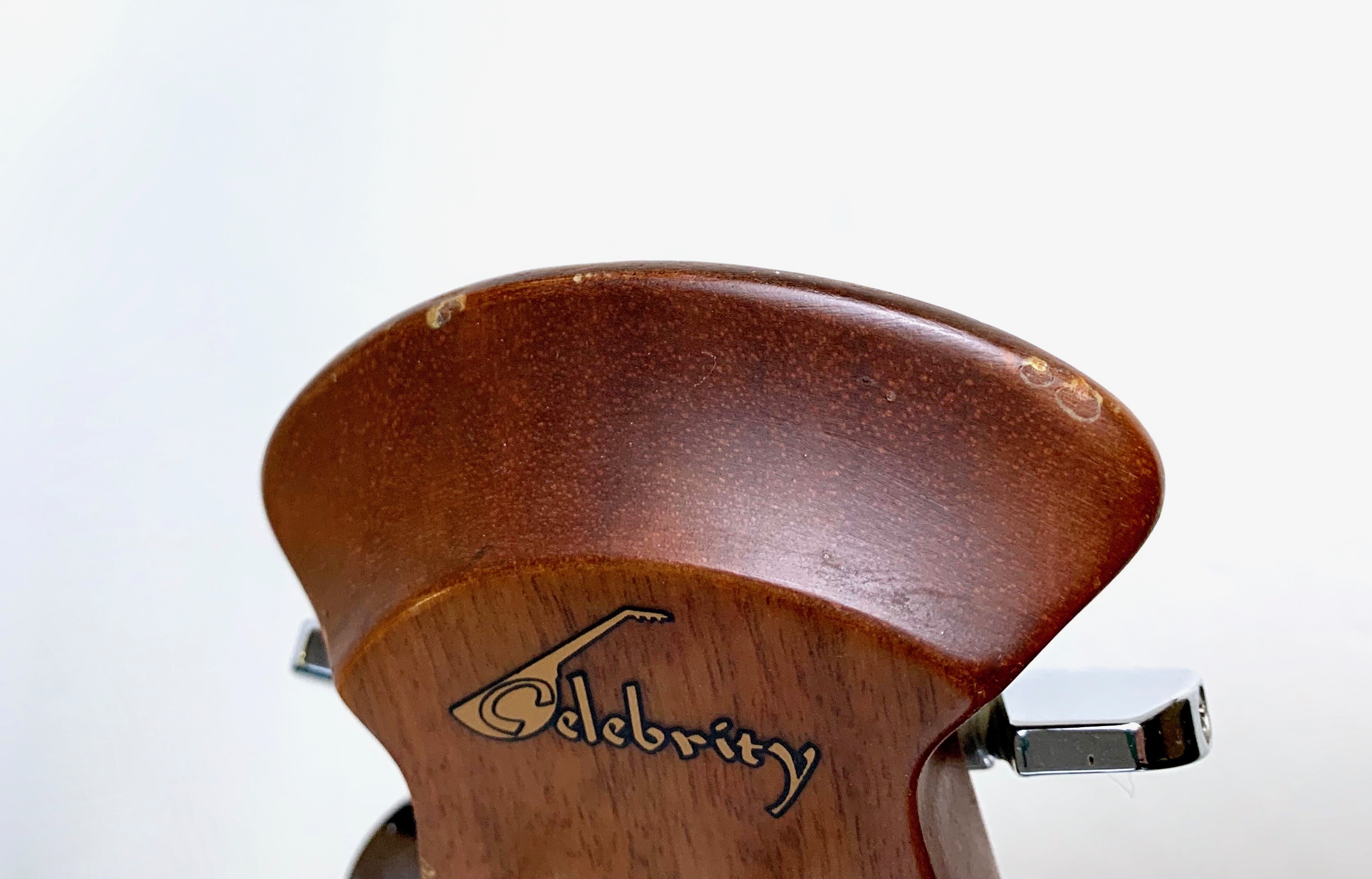 Ovation CC67 (81021)