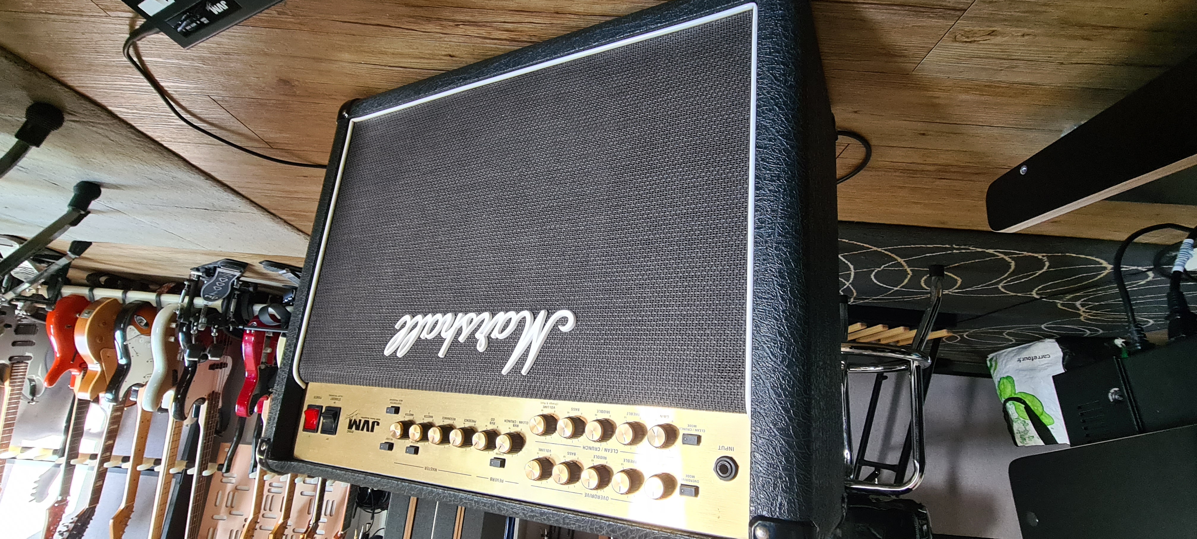 Vends Ampli Guitare Marshall JVM215c