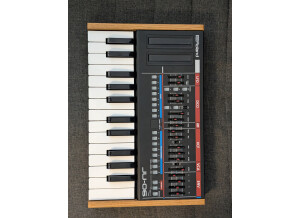 Roland JU-06A (19368)