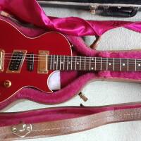 Vd Gibson Nighthawk 1993 red US 3micros ,mint 1è main