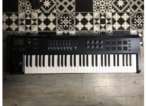 Behringer Motor 61 (55723)