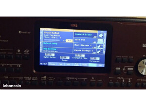 Korg Pa700 (35668)