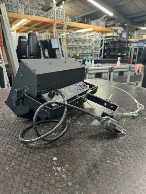 Showtec- Blinder actif 2CH