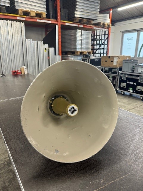 TOA	HP à corne à compression