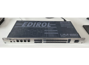 Edirol UM-880 (99453)
