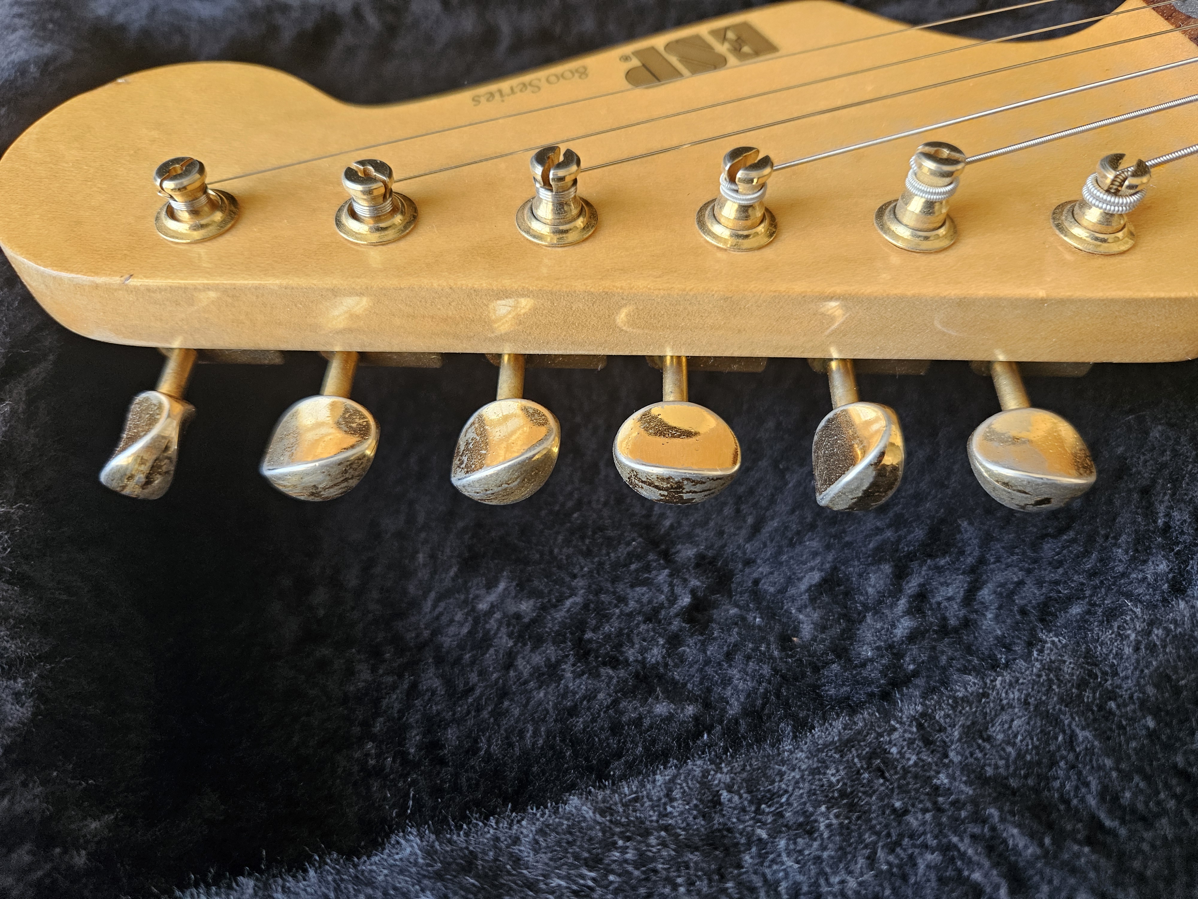 ESP Series 800 Stratocaster (2503)